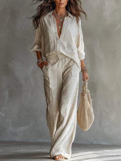 Abito a righe in stile minimalista in cotone e lino